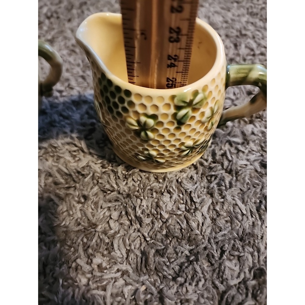 Vintage Honey Bee Hive Comb Clover Yellow Green Creamer and Sugar Set. Missing L - Picture 6 of 6